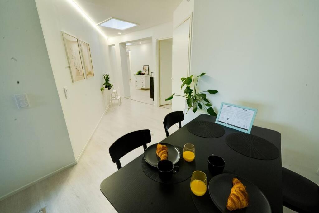 3H,K,P - Keskellae Tamperetta Kaunis Parvekkeellinen Uusittu Kolmio Apartamento Exterior foto