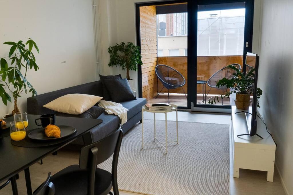 3H,K,P - Keskellae Tamperetta Kaunis Parvekkeellinen Uusittu Kolmio Apartamento Exterior foto