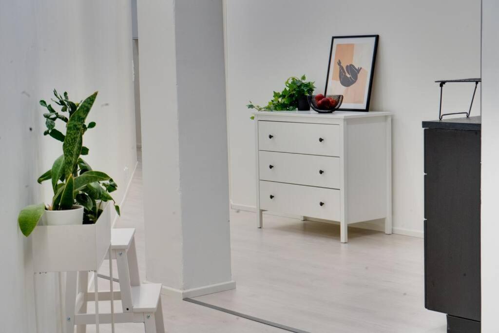 3H,K,P - Keskellae Tamperetta Kaunis Parvekkeellinen Uusittu Kolmio Apartamento Exterior foto