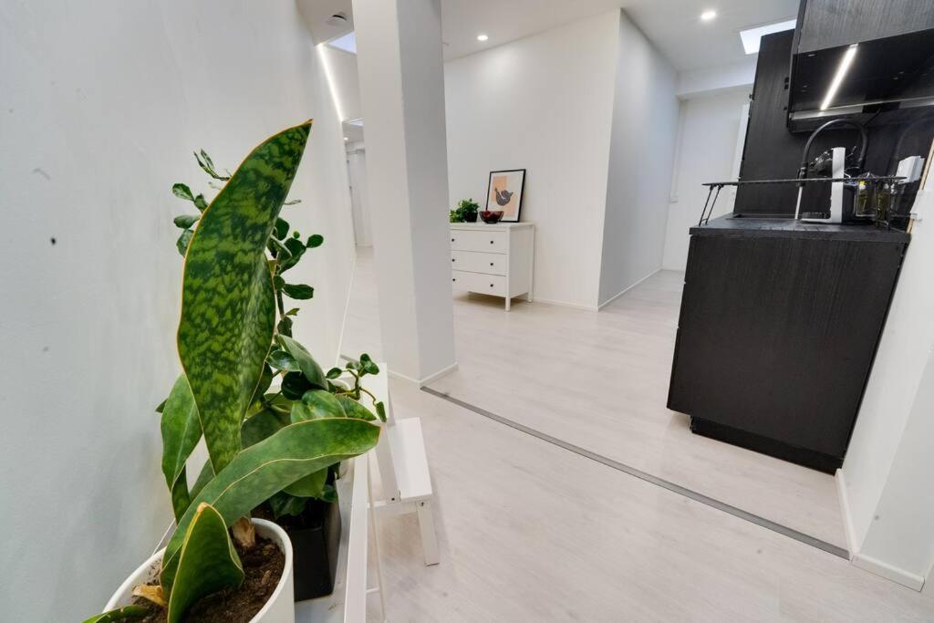 3H,K,P - Keskellae Tamperetta Kaunis Parvekkeellinen Uusittu Kolmio Apartamento Exterior foto